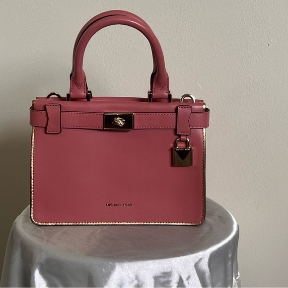 Michael Kors Tatiana Mini Leather Bag with lock charm - Picture 2 of 16